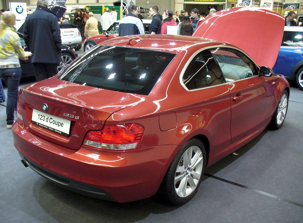 BMW 123d: 8 фото