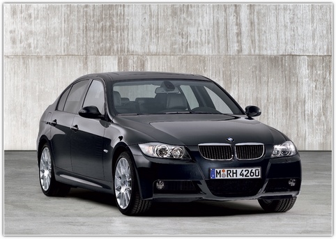 BMW 320i: 2 фото