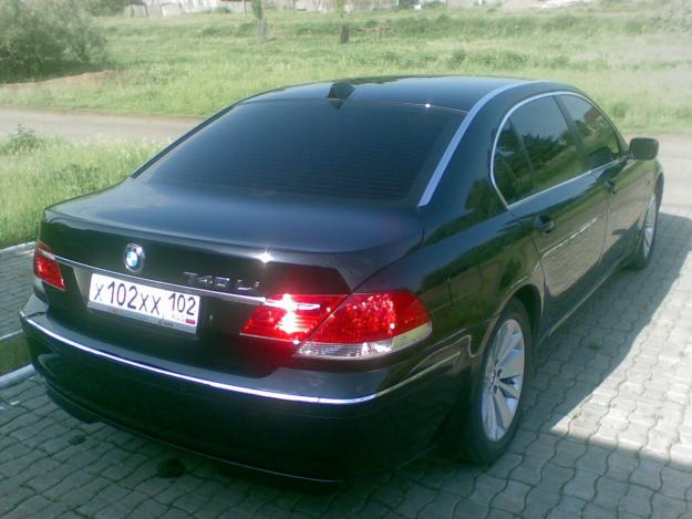 BMW 740Li: 8 фото