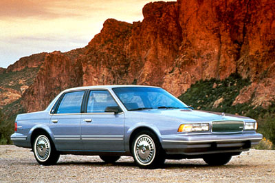 Buick Century: 3 фото