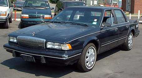 Buick Century: 7 фото