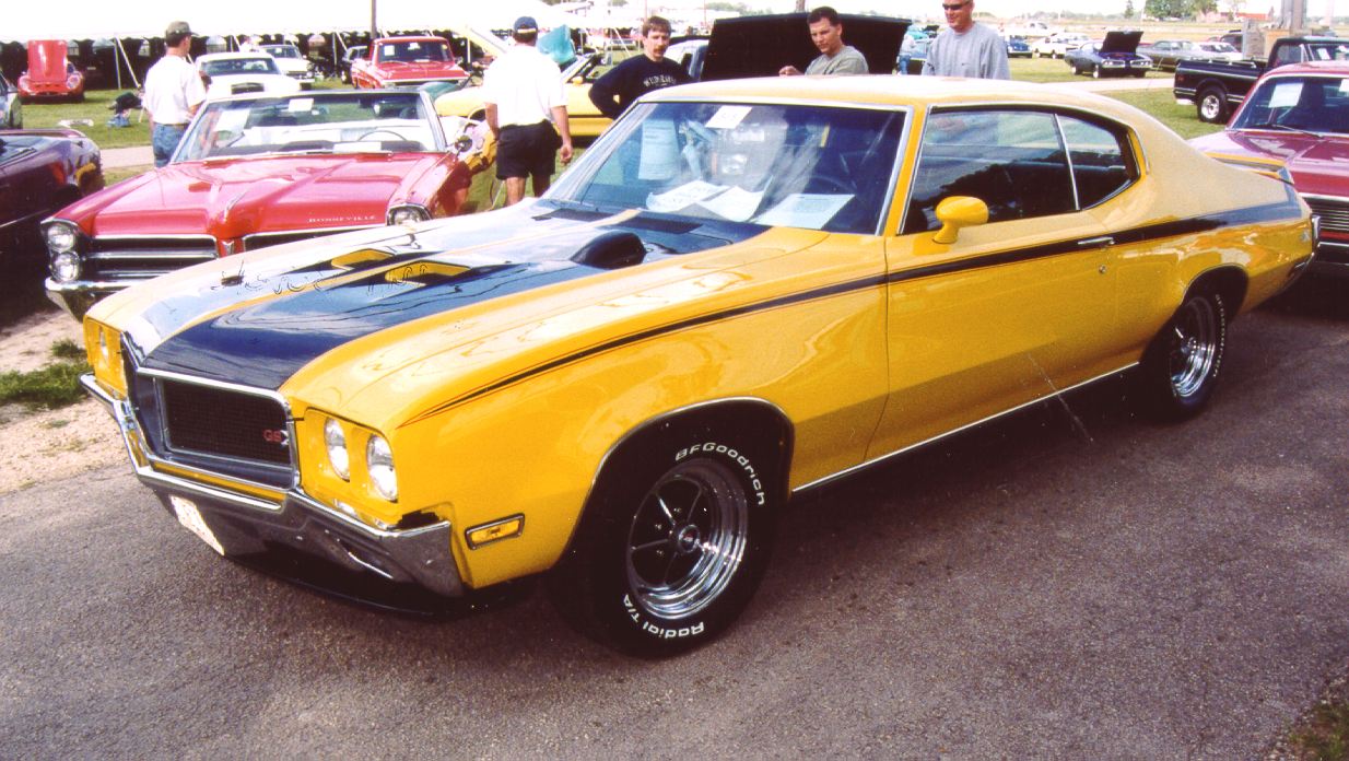 Buick GSX: 10 фото