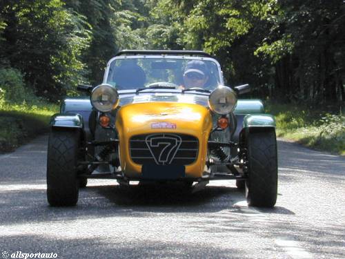 Caterham Super Seven: 8 фото