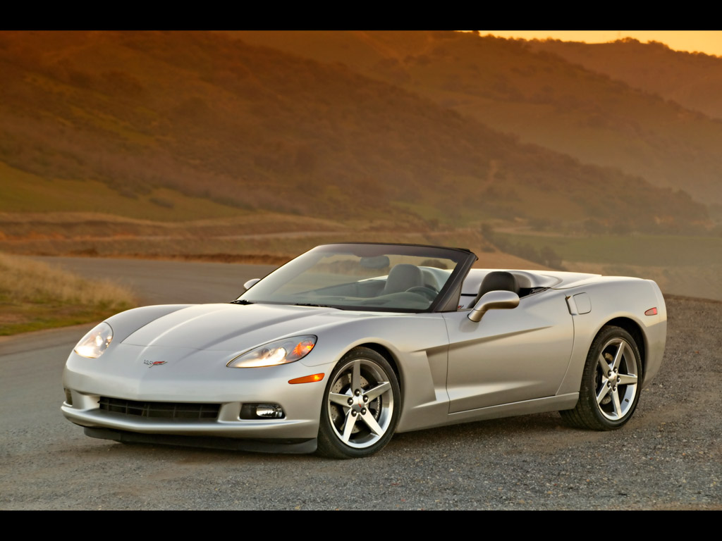 Chevrolet Corvette Convertible: 11 фото