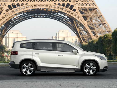 Chevrolet Orlando: 9 фото