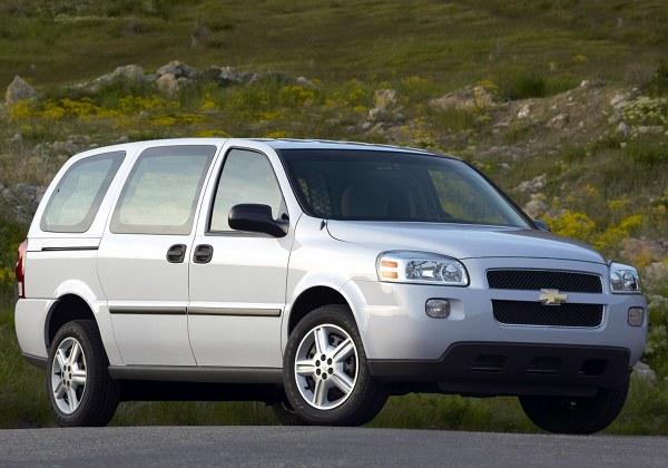 Chevrolet Uplander: 10 фото