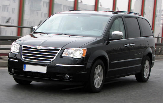 Chrysler Grand Voyager: 4 фото