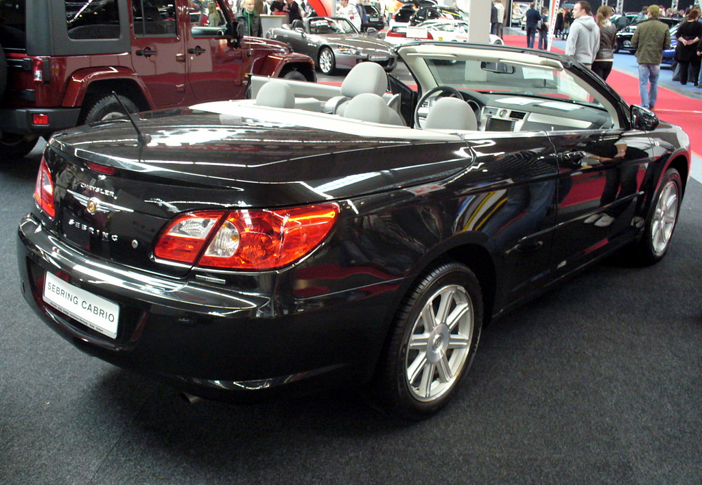 Chrysler Sebring Cabrio: 2 фото