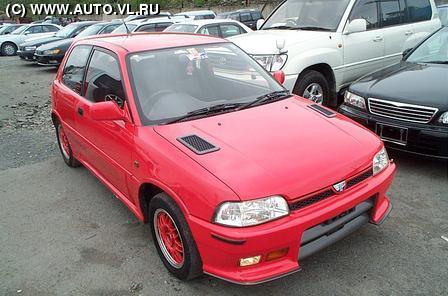 Daihatsu Charade: 10 фото