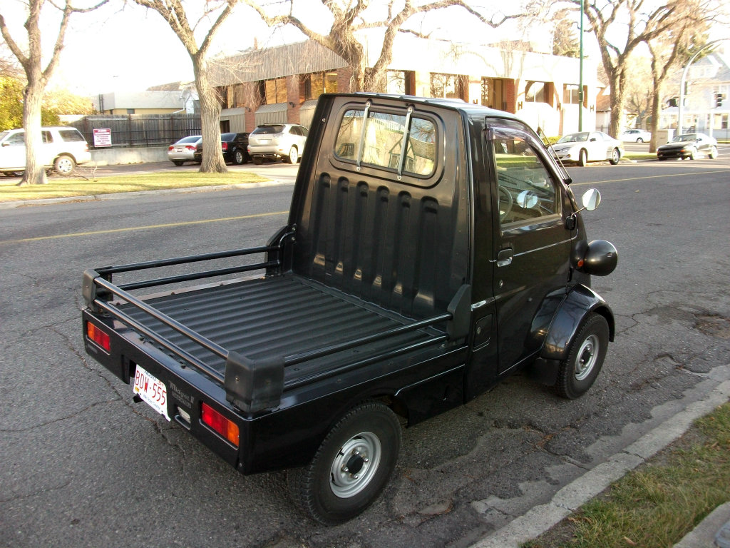 Daihatsu Midget: 9 фото