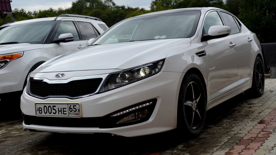 Kia K5: 9 фото