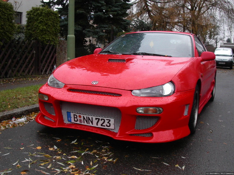 Mazda MX-3: 8 фото