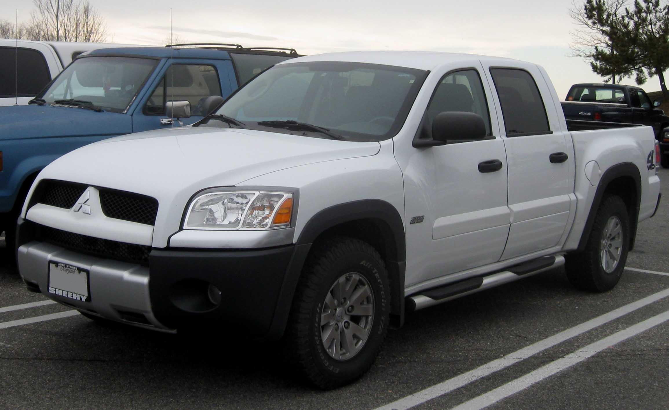 Mitsubishi Raider: 7 фото