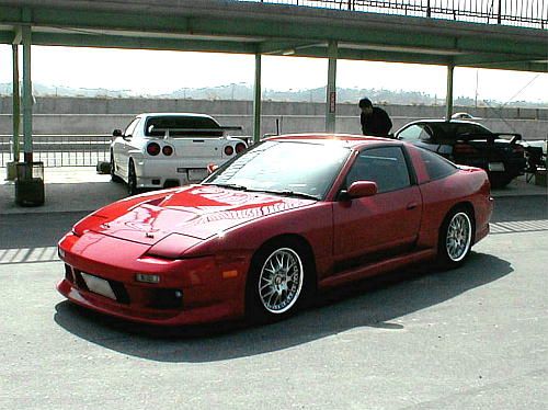 Nissan 180SX: 2 фото