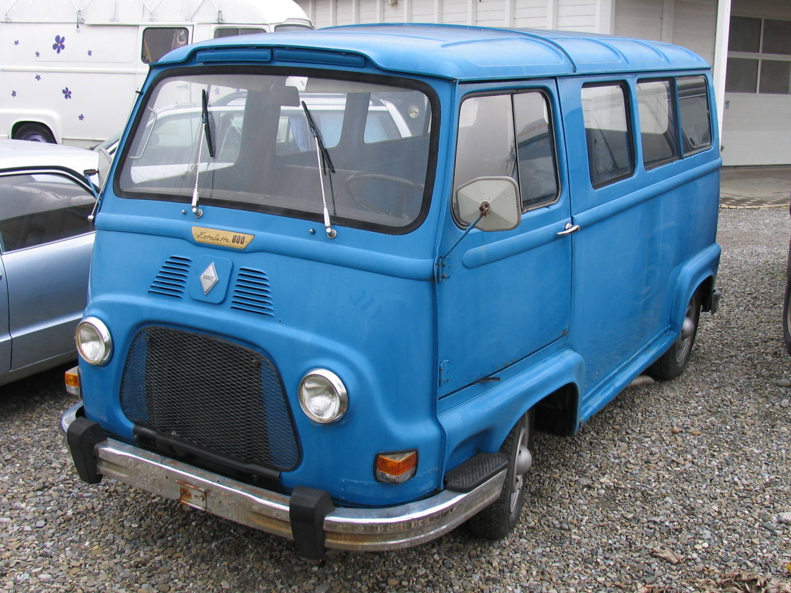 Renault Estafette: 3 фото