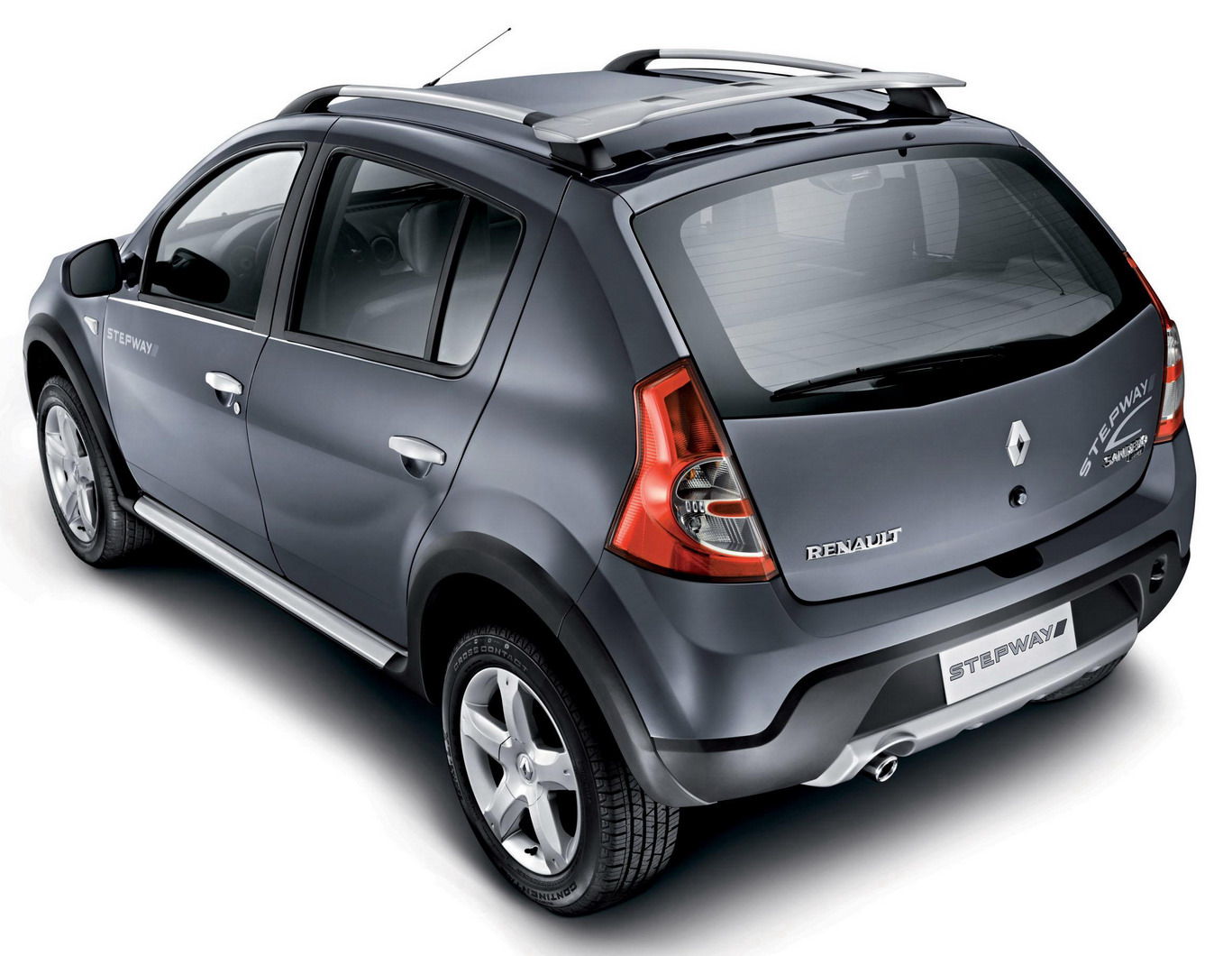 Renault Sandero Stepway: 8 фото