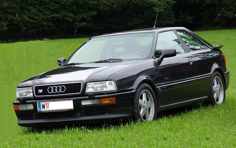 Audi S2 Coupe: 2 фото