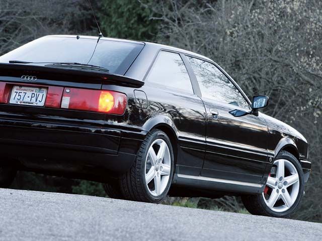 Audi S2 Coupe: 5 фото