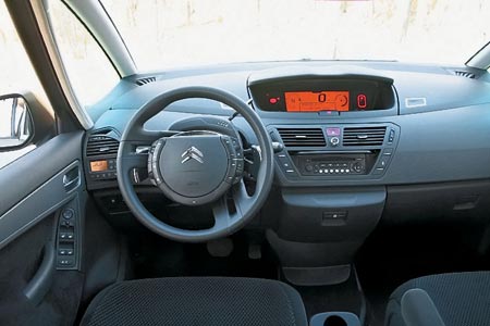 Citroen Grand C4 Picasso: 9 фото