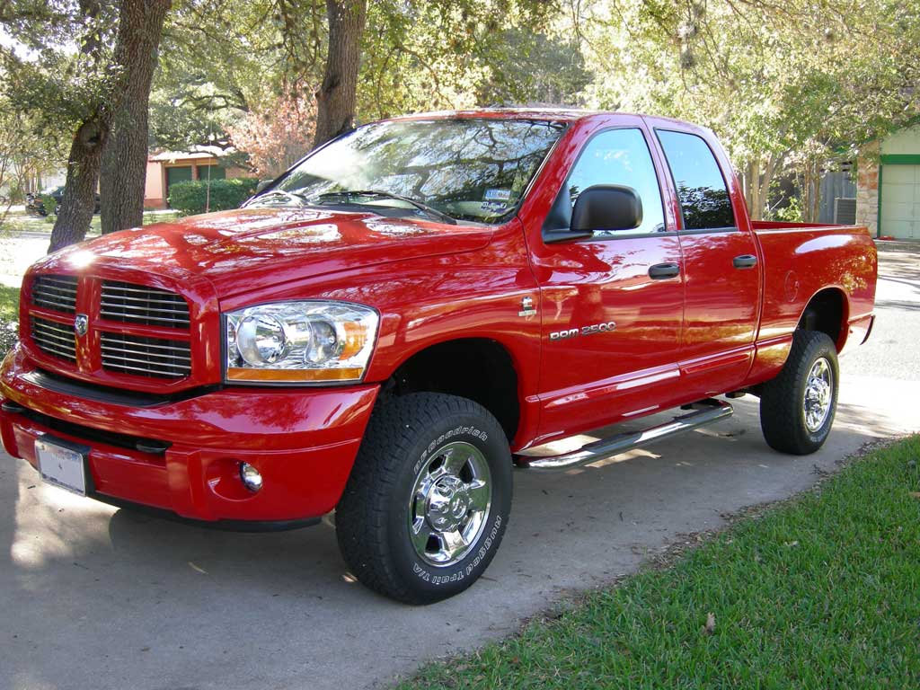 Dodge Ram: 3 фото