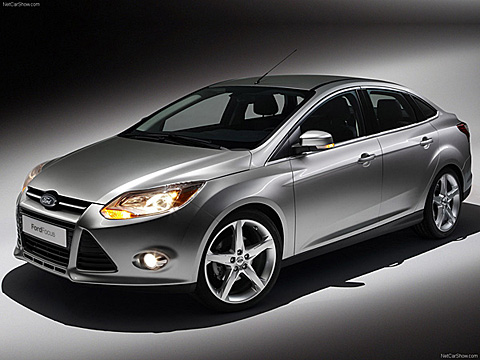 Ford Focus Sedan: 12 фото