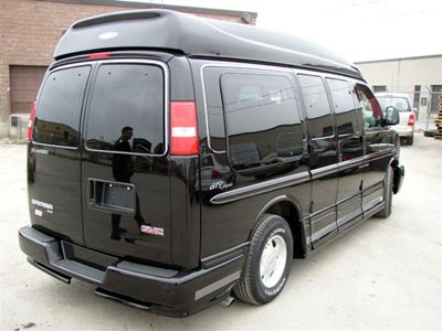 GMC Savana: 10 фото