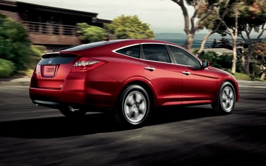 Honda Crosstour: 4 фото