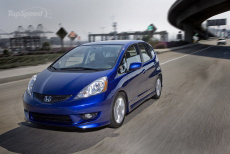 Honda Fit: 8 фото