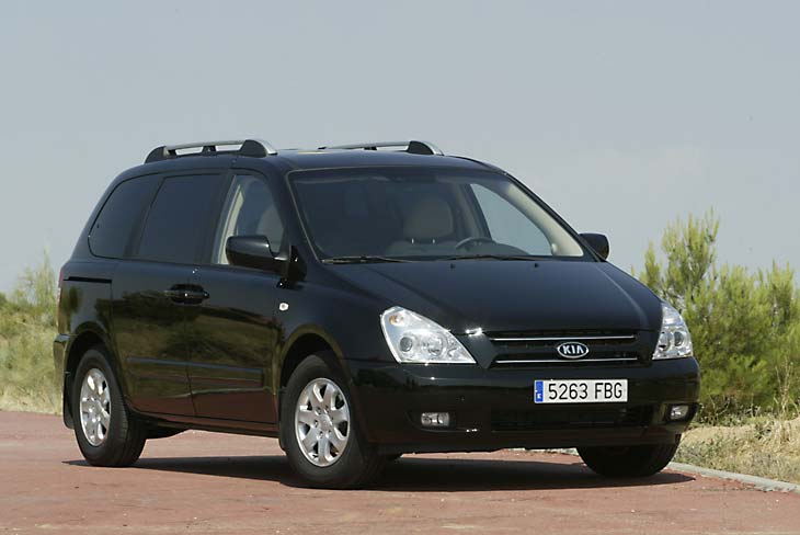 Kia Carnival: 4 фото