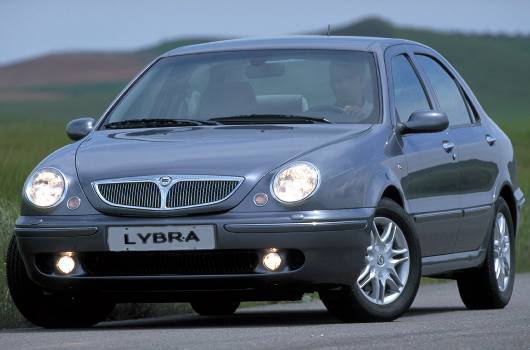 Lancia Lybra: 8 фото