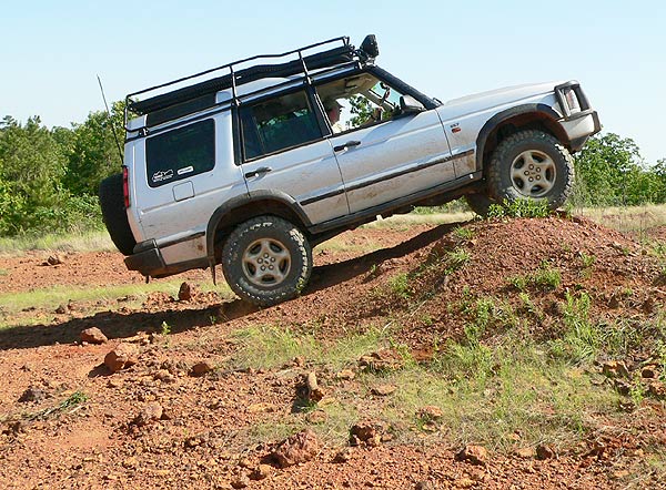 Land Rover Discovery II: 8 фото