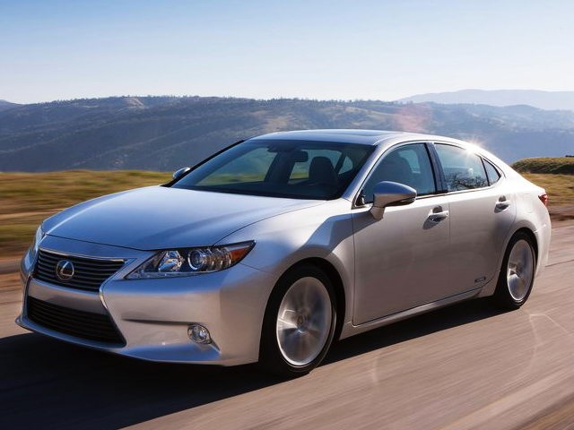 Lexus ES I: 11 фото