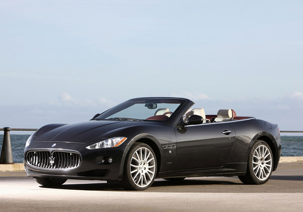 Maserati GranCabrio: 10 фото