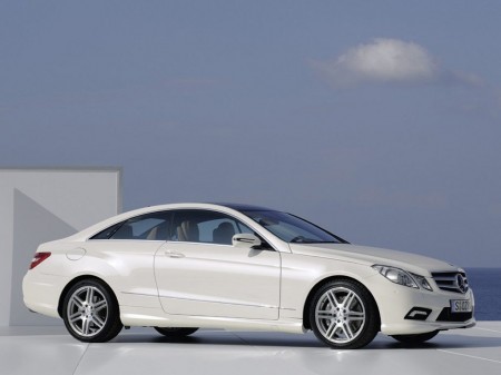 Mercedes E-class: 11 фото