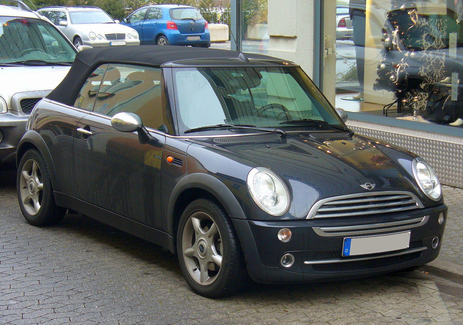 MINI Cooper Cabrio: 3 фото