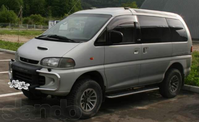 Mitsubishi Delica IV: 10 фото