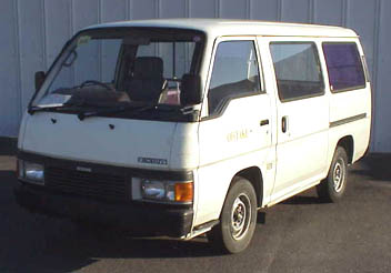 Nissan Homy: 4 фото