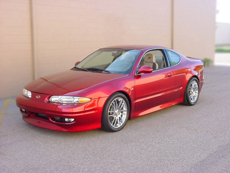 Oldsmobile Alero: 7 фото