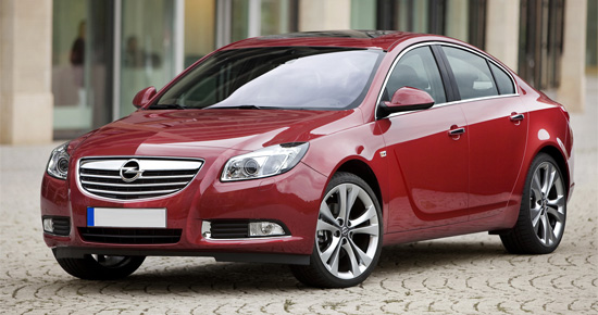 Opel Insignia: 8 фото