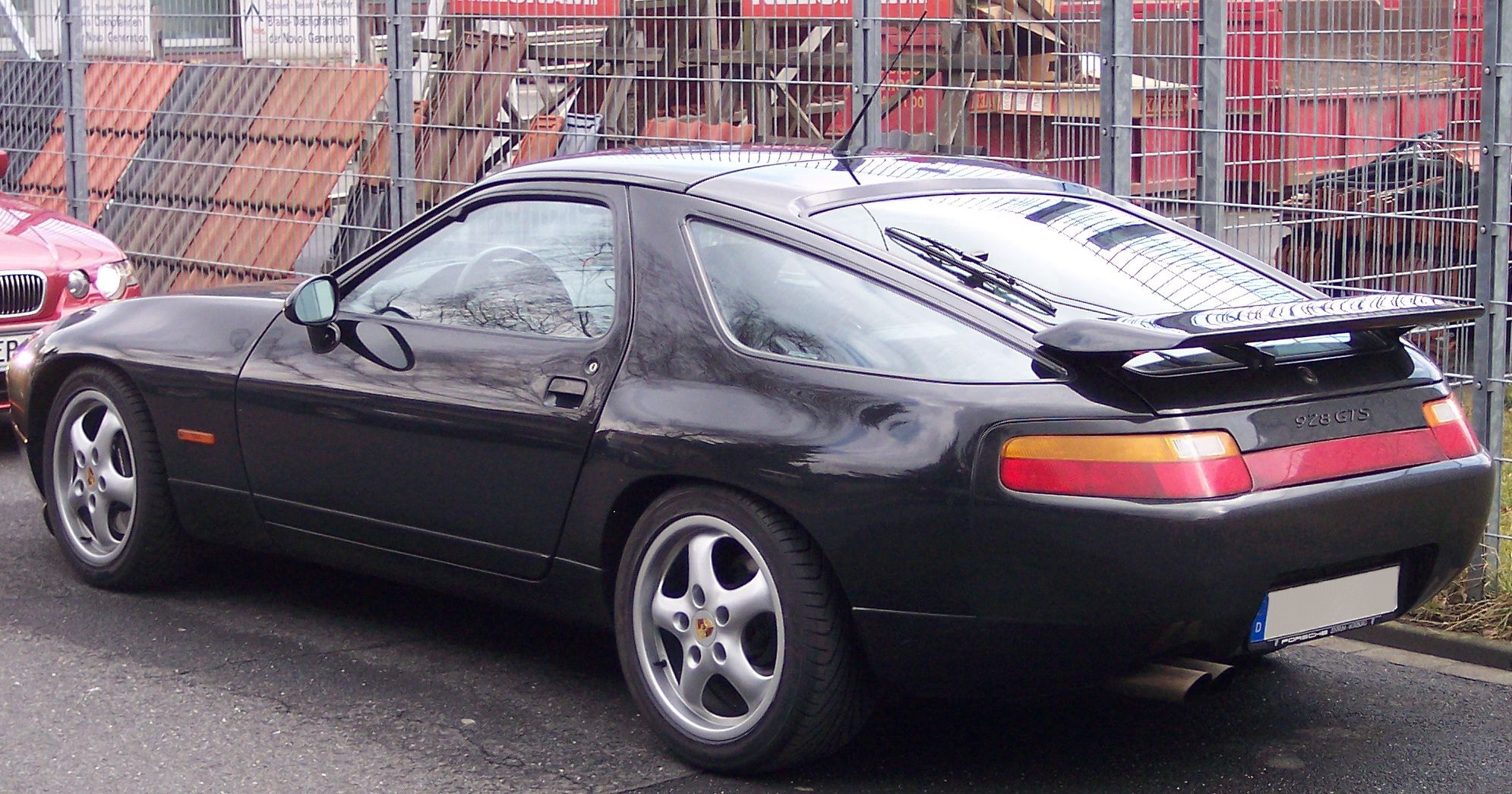 Porsche 928: 2 фото