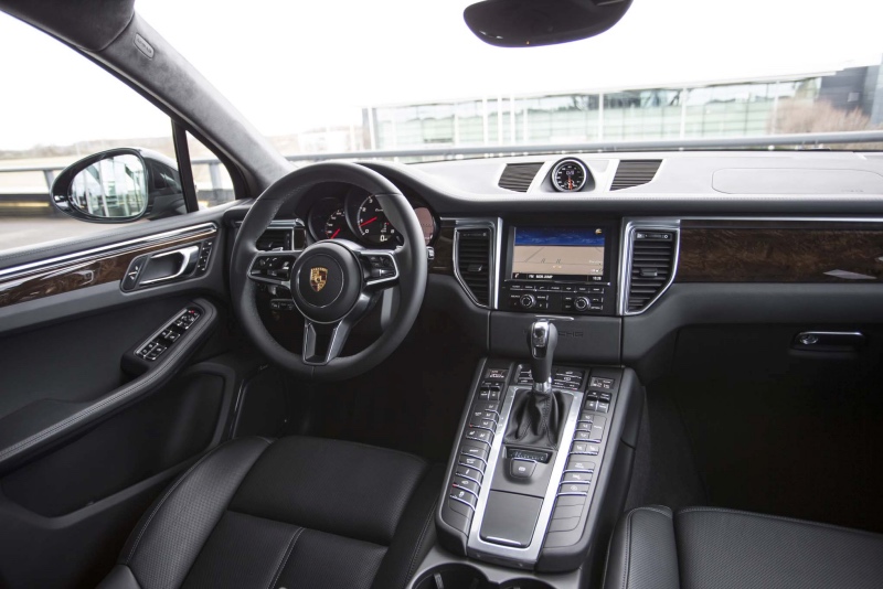 Porsche Macan S: 4 фото