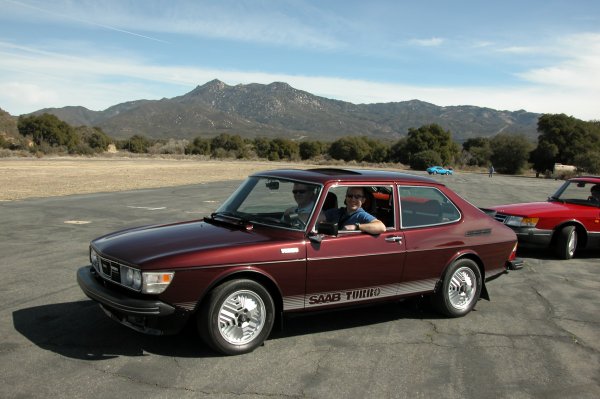 Saab 99: 8 фото