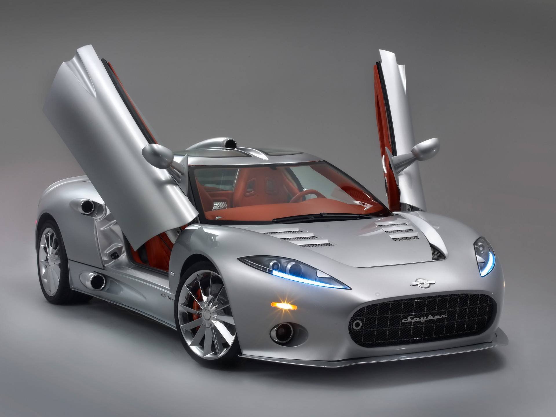 Spyker C8: 3 фото